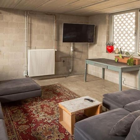 ヘント Mari'S: Multifunctional Shelter With Big Gardenヴィラ エクステリア 写真