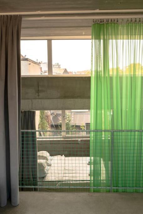ヘント Mari'S: Multifunctional Shelter With Big Gardenヴィラ エクステリア 写真